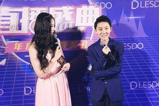 les在线观看x关系,LES在线观看中的情感纠葛与人性探索  第1张